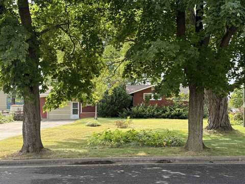 722 Front, Cassville, WI 53806