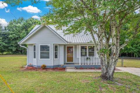 3316 Colonial Court, Crestview, FL 32539