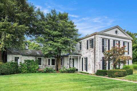 453 Edgewater Drive, Mishawaka, IN 46545