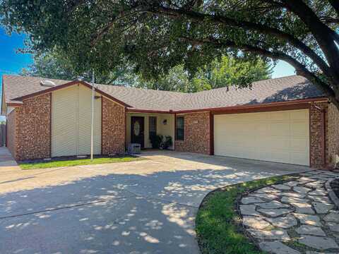713 Deer Run, Enid, OK 73703