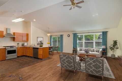 1016 Sunrise Drive, Belgrade, MT 59714