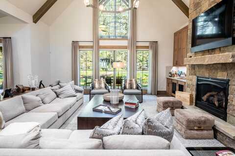 15480 Wagon Rd, Jackson, WY 83001