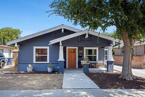 1336 Roosevelt Avenue N, Fresno, CA 93728