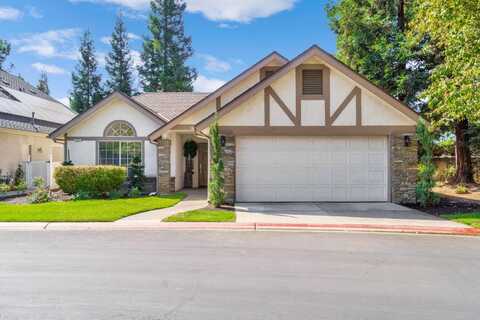 2997 Wellington Lane W, Fresno, CA 93711