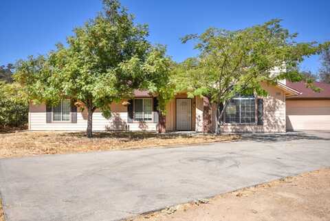 32931 Puma Lane, Yokuts Valley, CA 93675