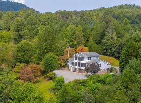 273 Pressley Circle Rd, Franklin, NC 28734