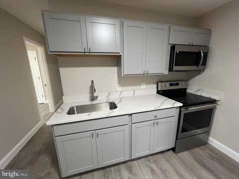 6951 WEYMOUTH ROAD, MAYS LANDING, NJ 08330