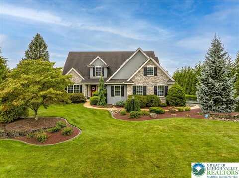 5318 Chariot Drive, White Hall, PA 18078
