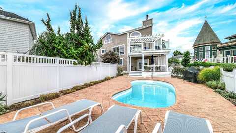 112 W Atlantic Blvd, Ocean City, NJ 08226