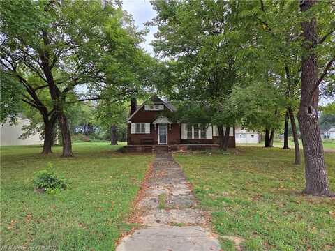118 E Main ST, Charleston, AR 72933