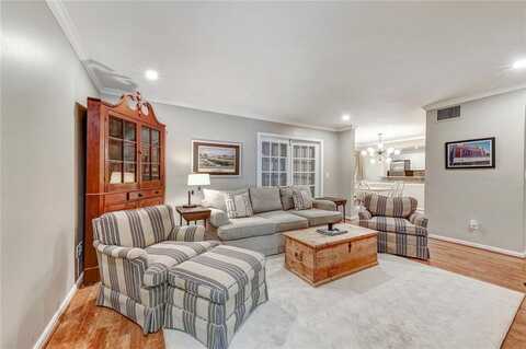 28 Arpege Way NW, Atlanta, GA 30327