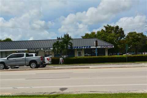 822 Del Prado Boulevard S, Cape Coral, FL 33990