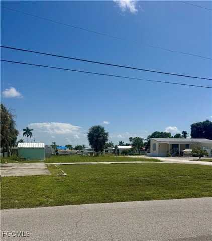 4765 Curlew Drive, Saint James City, FL 33956
