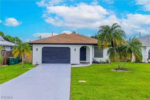 758 105th Avenue N, Naples, FL 34108