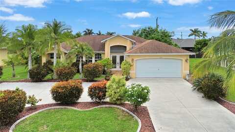 1712 Beach Parkway W, Cape Coral, FL 33914