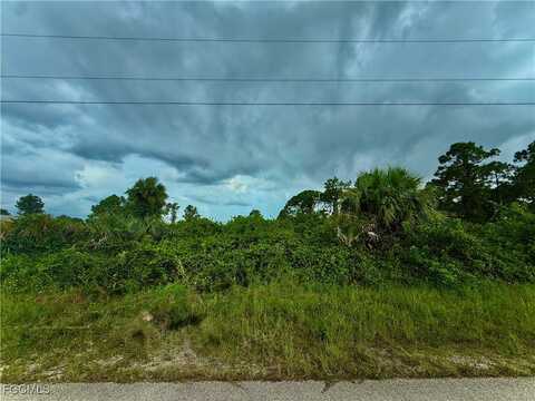 3303 64th Street W, Lehigh Acres, FL 33971