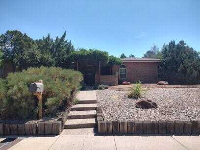 5012 General Bradley Street NE, Albuquerque, NM 87111