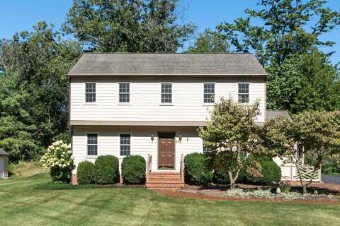 501 MT VIEW DR, STAUNTON, VA 24401