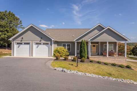 215 HEATHER LN, STAUNTON, VA 24401