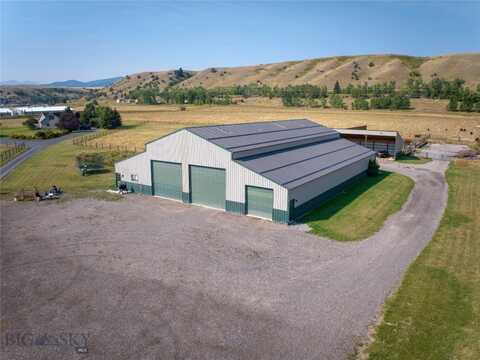 179 Black Dog Road, Gallatin Gateway, MT 59730
