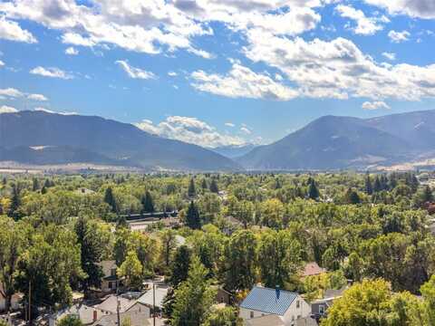 W Gallatin Street, Livingston, MT 59047