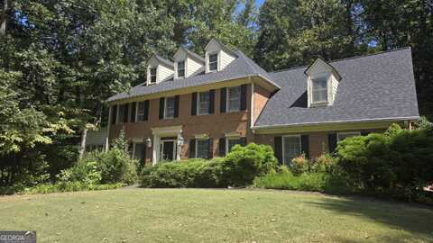 865 Ferncroft, Roswell, GA 30075