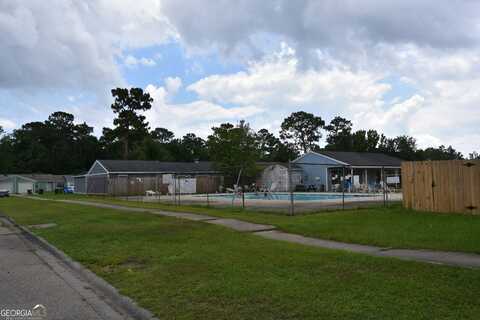 556 Chateau, Saint Marys, GA 31558
