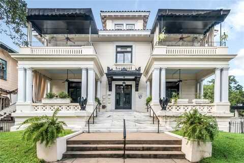 960 Government Street, Mobile, AL 36604