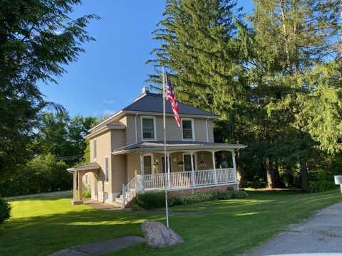 410 CENTER Street, Conneautville, PA 16406