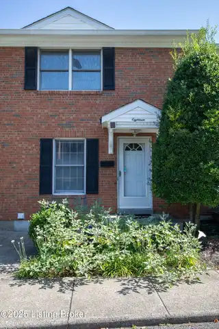 18 Gardiner Ct, Louisville, KY 40205