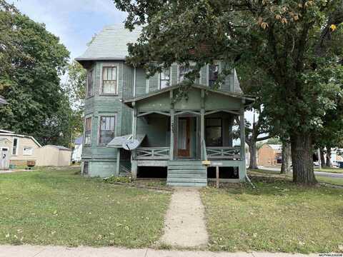232 4th NE, MASON CITY, IA 50401