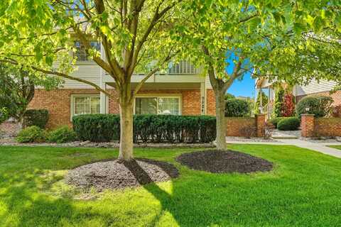 9824 Parkway Drive, Highland, IN 46322