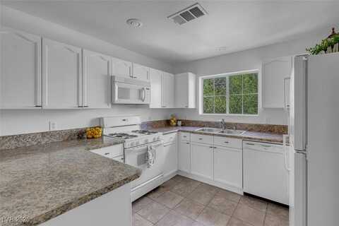 353 Amber Pine Street, Las Vegas, NV 89144