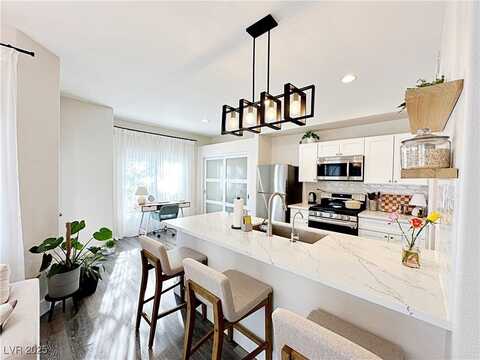 8250 N Grand Canyon Drive, Las Vegas, NV 89166