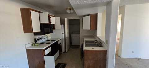 211 Mission Laguna Lane, Las Vegas, NV 89107