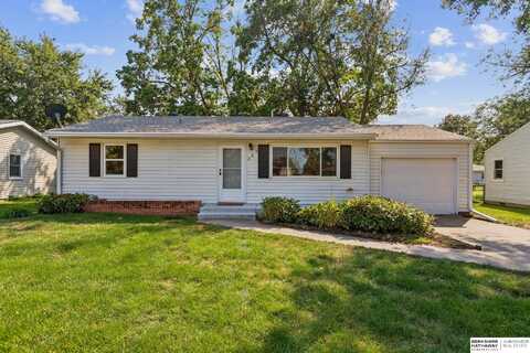 209 highland Drive, Gretna, NE 68028