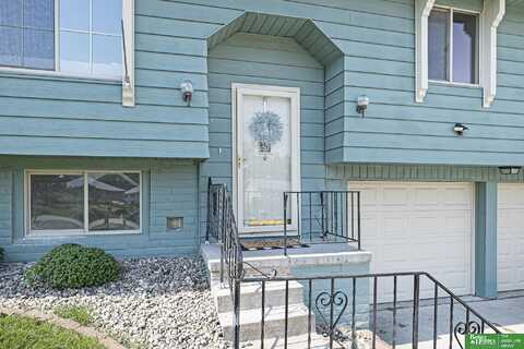 5117 S 103rd Circle, Omaha, NE 68127