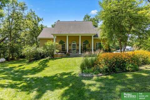 9614 N 35th Street, Omaha, NE 68112