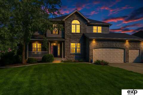 2231 Crystal Creek Drive, Papillion, NE 68046
