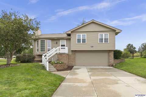 8919 S 142 Avenue Circle, Omaha, NE 68138