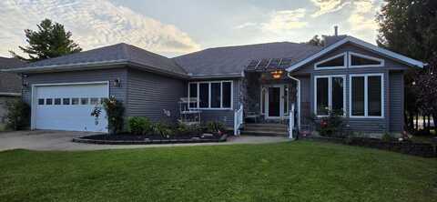748 Tomahawk Trail, Coldwater, MI 49036