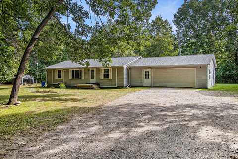 8118 Fair Oak Drive, Whitmore Lake, MI 48189