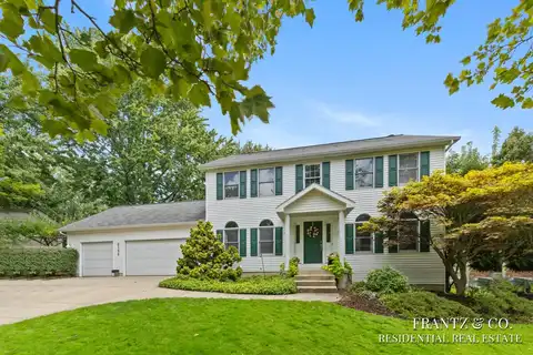 2150 Rolling Hills Drive SE, Grand Rapids, MI 49546