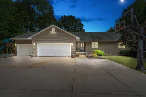 66601 Conrad Road, Edwardsburg, MI 49112