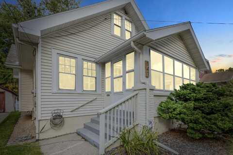 147 Mayfield Avenue NE, Grand Rapids, MI 49503