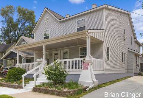 1026 Lilac Court NE, Grand Rapids, MI 49503