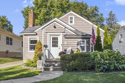 211 Baynton Avenue NE, Grand Rapids, MI 49503