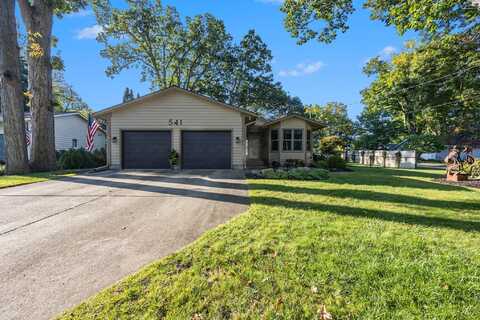 541 Mason Street, Saugatuck, MI 49453