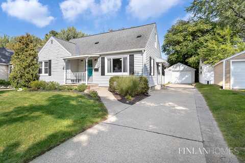 1548 Gladstone Drive SE, Grand Rapids, MI 49506