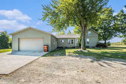 11413 S West Co Line Road, Greenville, MI 48838